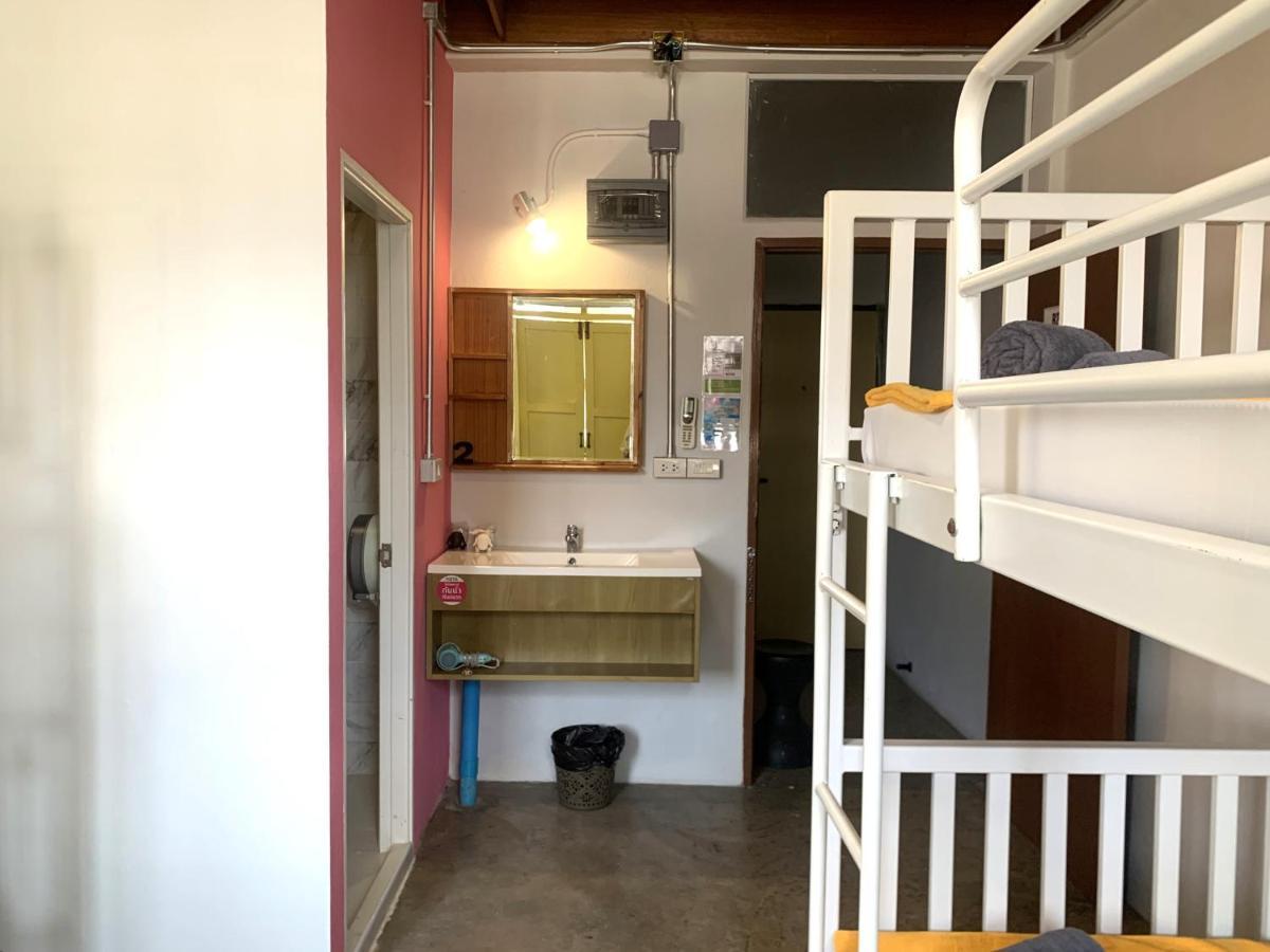 Sleep Sheep Phuket Hostel Sha Dış mekan fotoğraf