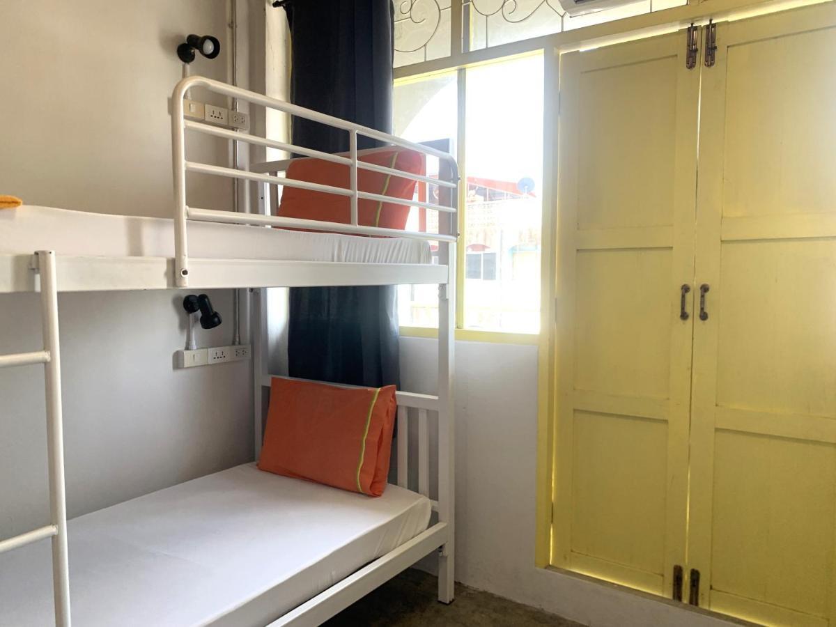 Sleep Sheep Phuket Hostel Sha Dış mekan fotoğraf